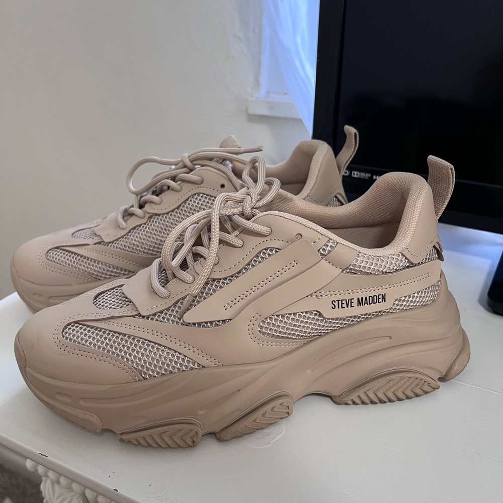 Steve Madden Women's Beige Sneakers